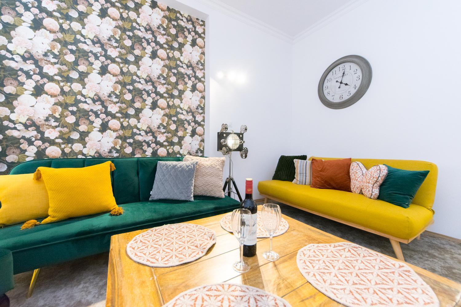 Big Apartment Old Town P4You Pl Краків Екстер'єр фото